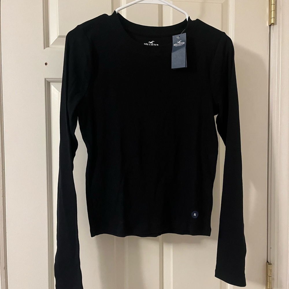NWT Girls Black Long Sleeve Holister